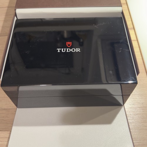 Tudor black bay dark - tudor,