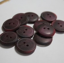 11 bordeauxrote Knöpfe - 218