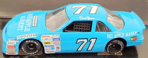 Racing champions scale - racing, 1/43