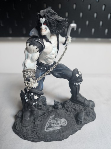 Lobo miniature statue - lobo,