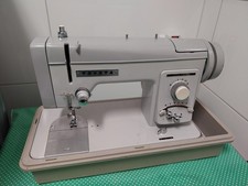 Nähmaschine TOYOTA Zick-Zack ÜBERHOLT retro