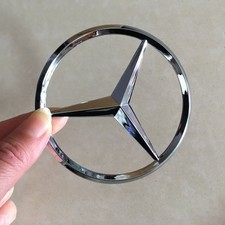 Mercedes Stern Glänzend
