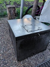 Edelstahltank Ca 120 Liter, 40 X 50 X 60, war nur mit Wasser befüllt.