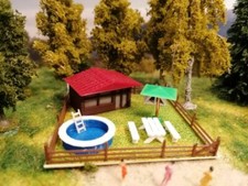 Schrebergarten mit Pool  Spur N  | 1:160