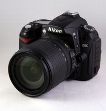Nikon D90 DSLR-Kamera Kit