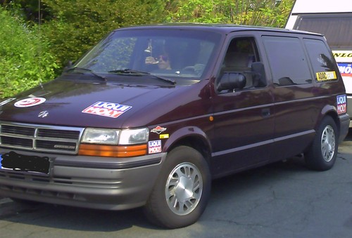 Chrysler voyager se - ii,