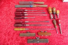 Konvolut altes Werkzeug ,Steckschlüssel ,Schraubenzieher ,Feilen ,Zwingen ...