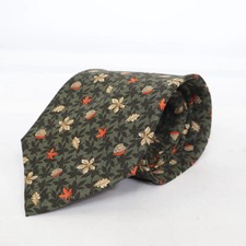 Jones Armstrong, Krawatte