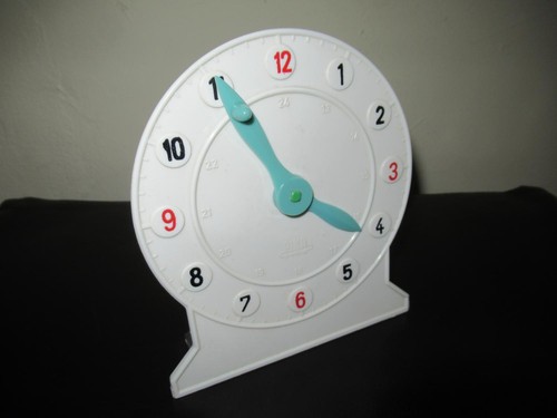 Lern-Uhr-Kinderuhr-PIKO-origin