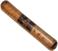 Nadeldose Holz geschnitzt