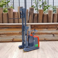 1/15 Scale HELI AGV i 30