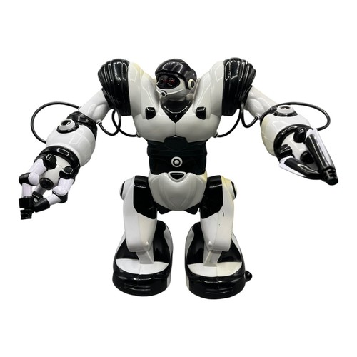 Wowwee robosapien - wowwee,