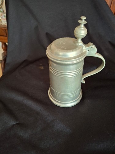Bierseidel aus feinzinn mit - ,