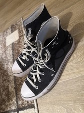 Converse All Star Chucks 45 Sterne personalisiert, schwarz, weiße Schnürsenkel