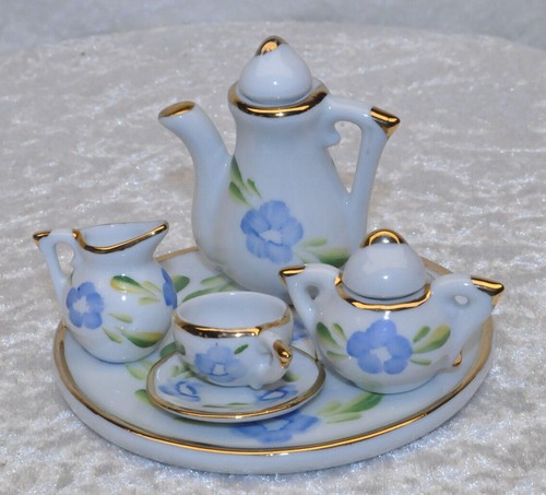 Porzellan kaffee geschirr 6 - ,