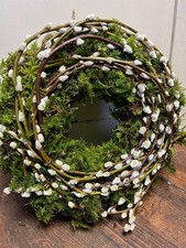 Mooskranz mit Palmkätzchen |