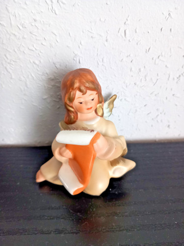 Goebel engel sitzend mit - ,