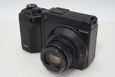 RICOH GXR P10 kompakte