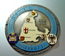 34NV - Plakette - ADAC - ZIELFAHRT - 10 Jahre KFZ. HANDEL  FREIBURG/BR - 1958 -