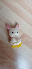 Sylvanian  Families Bärenwald Puppen Figur Baby Hase Kaninchen Krabbelt