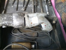 duss bohrhammer  28 ,, 600 watt  bohrt und schlägt gut