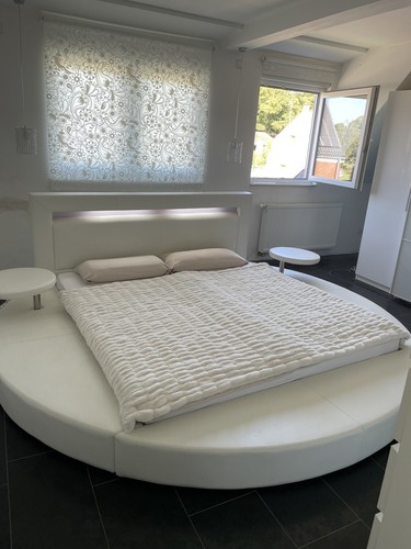 Rundes ehebett - rundes,