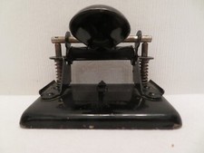 vintage uralt Locher antik