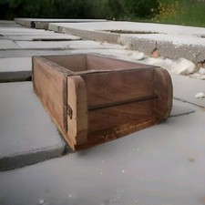 Alte Holzkiste Ziegelform