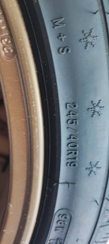Winterreifen 245 19 w98 - 4, 245/45/19