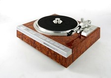 Restaurierter Denon DP-47F Plattenspieler Edelholz Furnier Hochglanzlackierung