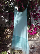 KLEID. ital. Gr. 38, aquableu, schlicht,OW: 84 cm / L: 101/107 cm       