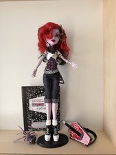 Monster High Puppe Operetta *unbespielt* mit Zubehör 