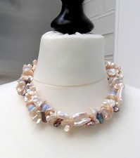 Keshi Perlen Chalcedon Collier