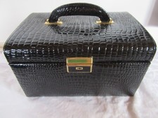 Alter Leder Schmuckkoffer