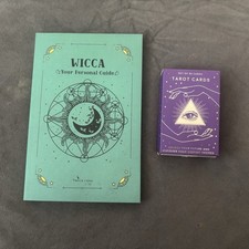 Wicca Ratgeber und Tarot Deck