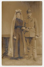 Original Foto Soldat mit Pickelhaube, Hochzeit, 1. Weltkrieg WK