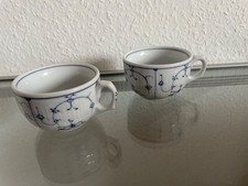 RAUENSTEIN 2 Porzellantassen Strohblumendekor Fähnchenmarke Mitte19.Jahrhundert