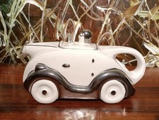 SARSAPARILLA Deco Designs  - ausgefallene Teekanne Raceauto