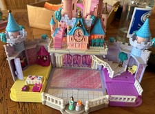 Polly Pocket Schloss Cinderea 1995 mit 5 Figuren
