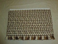 (0,68€/m) creme/braun/beige mit Quasten, Höhe ca. 4cm 25m auf einer Pappe OPEW