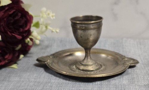 Antike schale mit untertasse - antike,