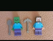 Lego Minecraft Figuren, Steve & Zombie mit Spitzhacke und Schaufel
