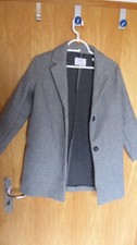 Mädchenwintermantel, Gr. 140, 9-10Jahre, grau meliert, Knöpfe, Taschen, gut
