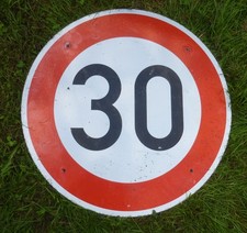 altes Verkehrsschild Schild