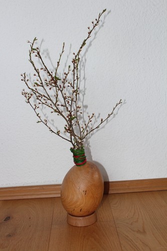 Osterei vase aus holz mit - osterei,