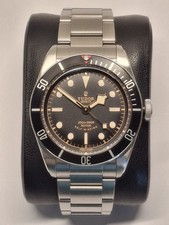Tudor heritage black - black, bay