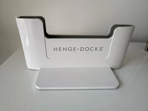 Henge docks vertical - vertical, dock