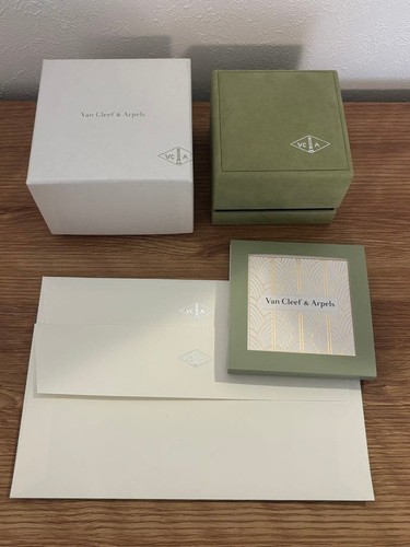 Van cleef arpels echt - cleef, &