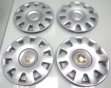 4x VW GOLF 4 / 15 Zoll / RADKAPPEN RADZIERBLENDEN / 1J0601147P (M1501)