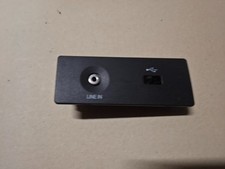 Ford FOCUS 3 USB AUX-IN Blende Abdeckung  CM5T044K62AA